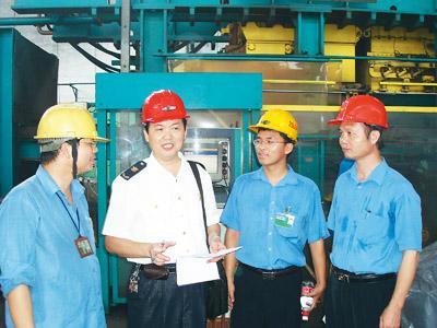 廣西檢驗檢疫局主動服務(wù)促進地方經(jīng)濟發(fā)展紀(jì)實——聚焦工程技術(shù)服務(wù)